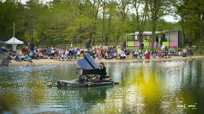 Nouveau spectacle du Piano du Lac au Lac de la Cisba à Lapanouse