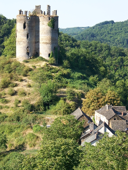 Randonnée - La chapelle de Murat et le château de Roumégous